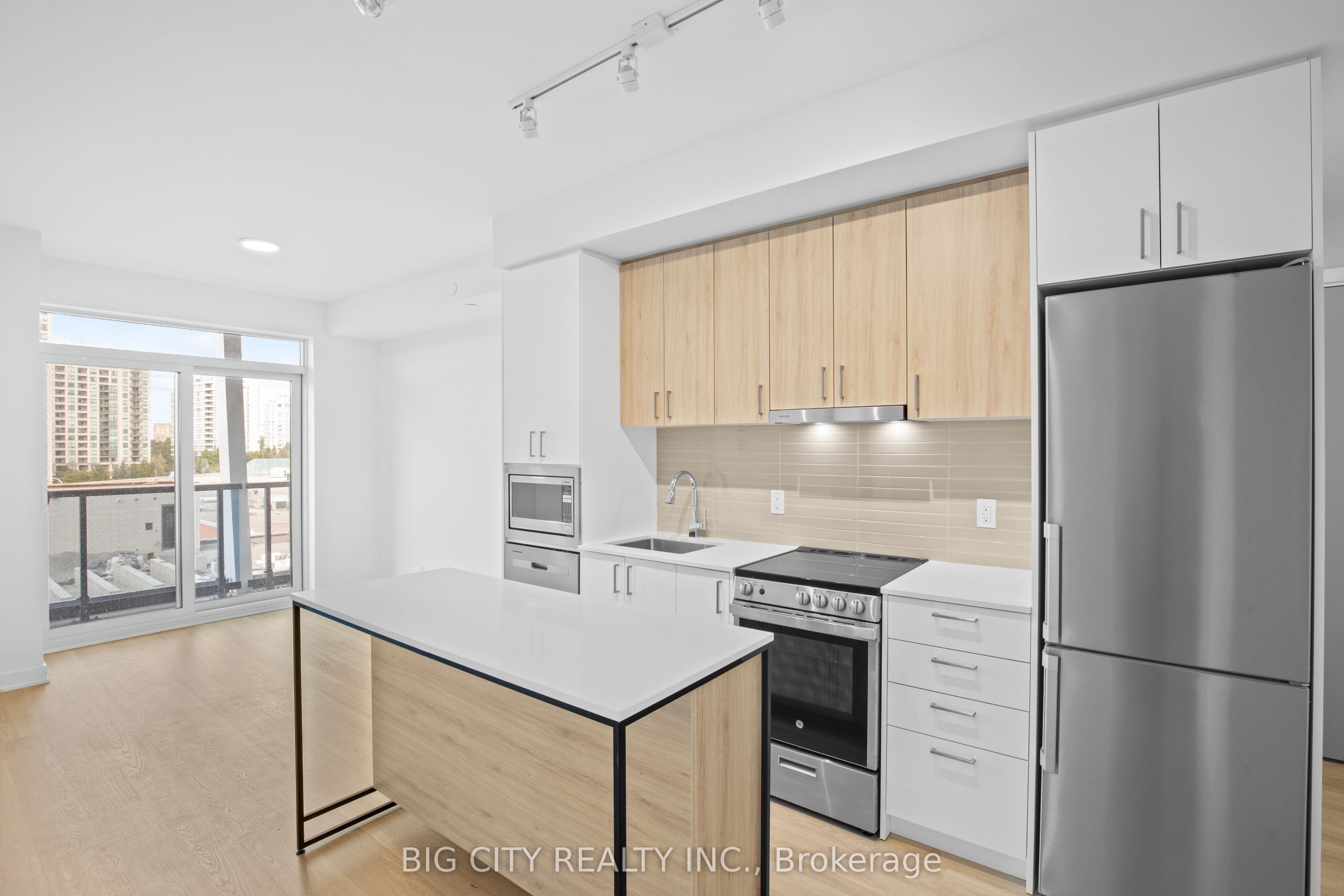 30 Upper Mall Way 317A