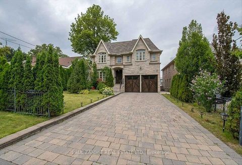 90 Grandview Avenue Markham ON L3T 1H4