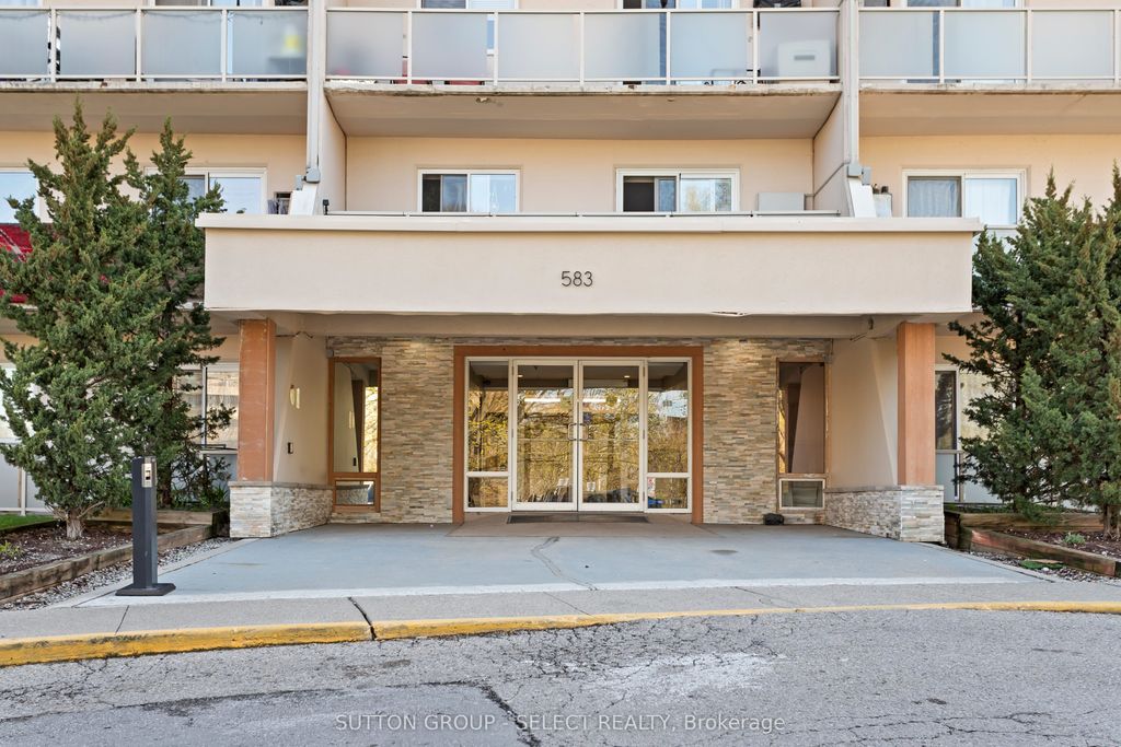 Photo of 583 Mornington Avenue #1107, London East, ON N5Y 3E9 (MLS # X13036026)