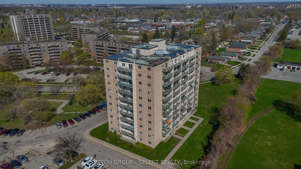 Photo of 583 Mornington Avenue #1107, London East, ON N5Y 3E9 (MLS # X13036026)