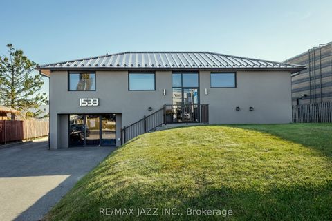 1533 Dundas Street E Whitby ON L1N 2K6