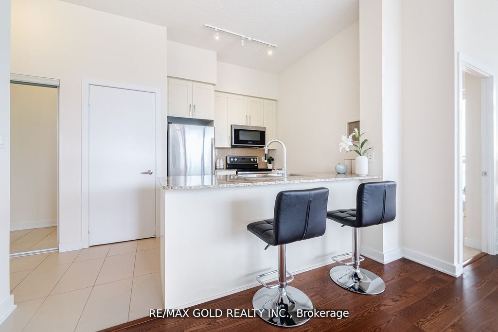 Photo of 4070 Confederation Parkway #607, Mississauga, ON L5B 0E9 (MLS # W12684898)