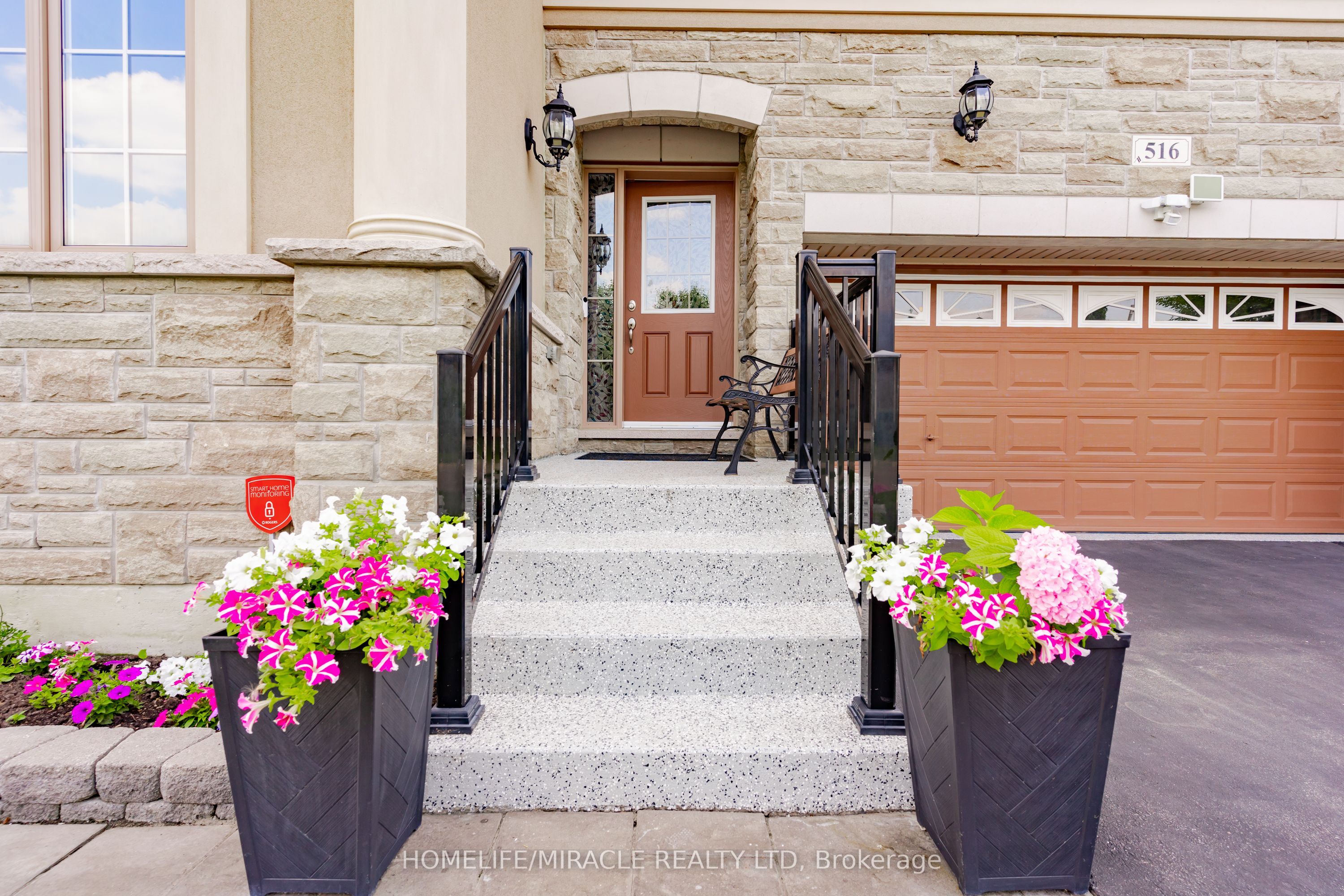 516 Vellore Woods Boulevard