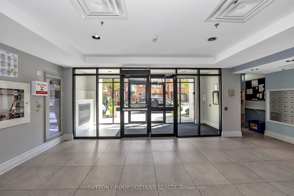 Photo of 375 Lisgar Street #903, Ottawa Centre, ON K2P 0E3 (MLS # X12980540)
