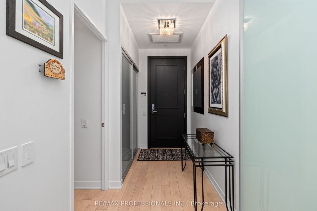 Photo of 88 Park Lawn Road #LPH2906, Toronto, ON M8Y 0B5 (MLS # W13161428)