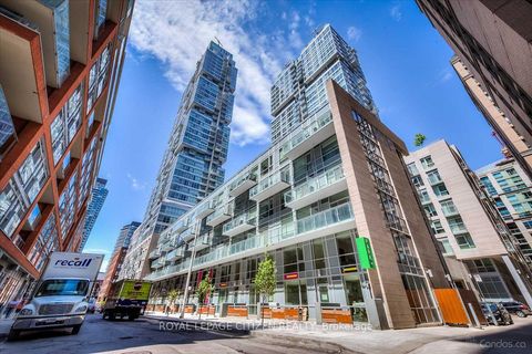 30 Nelson Street 2005 Toronto ON M5V 0H5