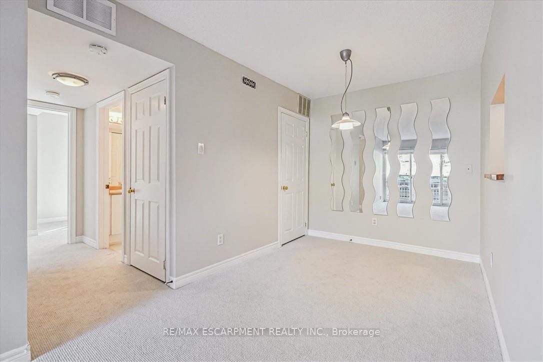 4140 Foxwood Drive 1102