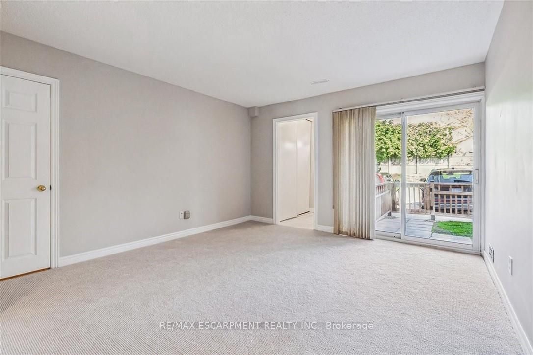 4140 Foxwood Drive 1102