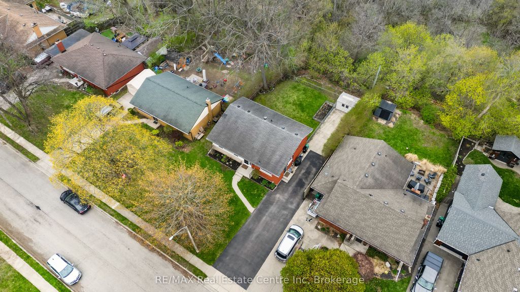 Photo of 54 Highman Avenue, Cambridge, ON N1R 3L7 (MLS # X13100240)