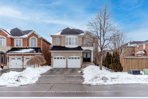 552 Melville Avenue Vaughan ON L6A 2M3