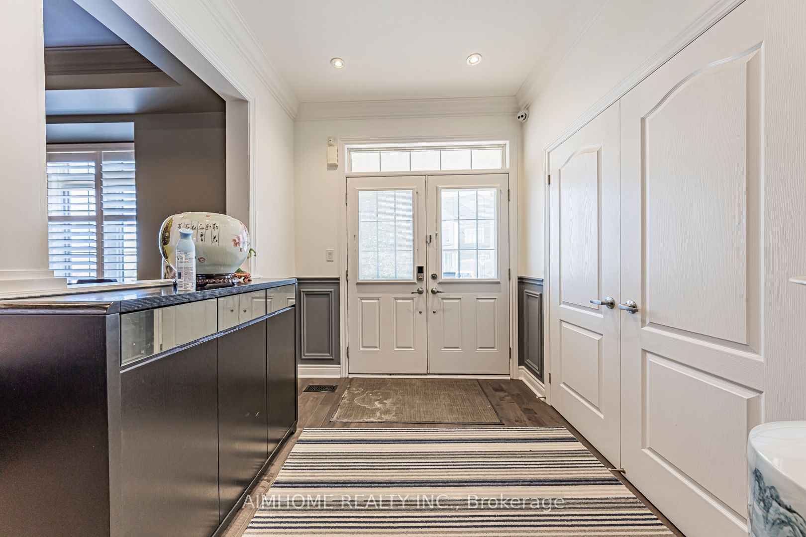 986 Wilbur Pipher Circle