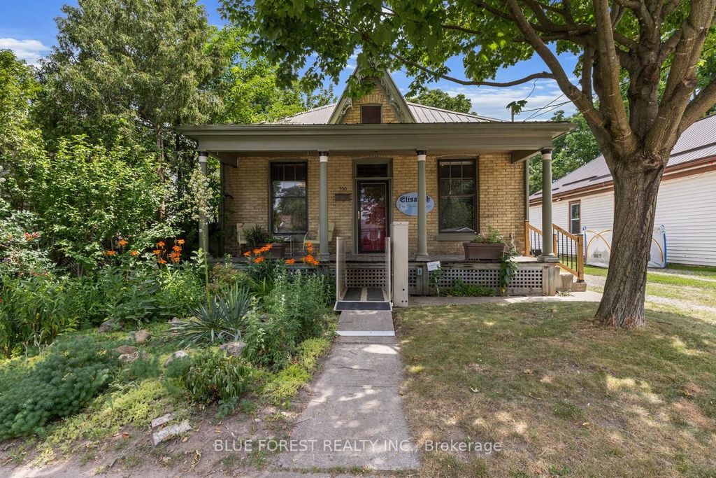 Photo of 550 Elizabeth Street, London East, ON N5W 3S4 (MLS # X13541316)