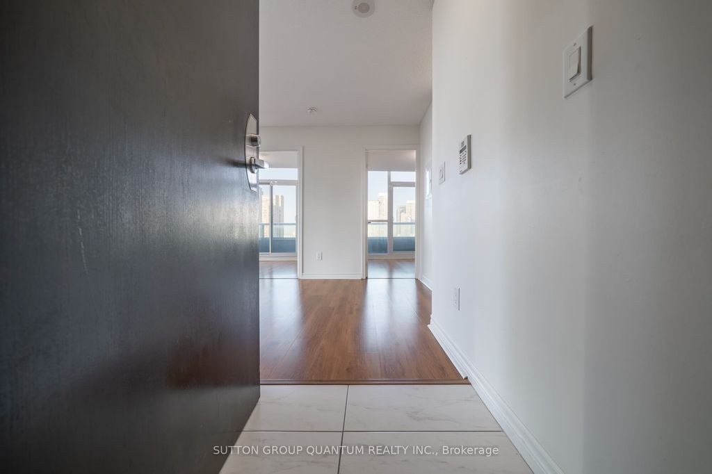 Photo of 25 Lower Simcoe Street #1708, Toronto, ON M5J 3A1 (MLS # C12888738)