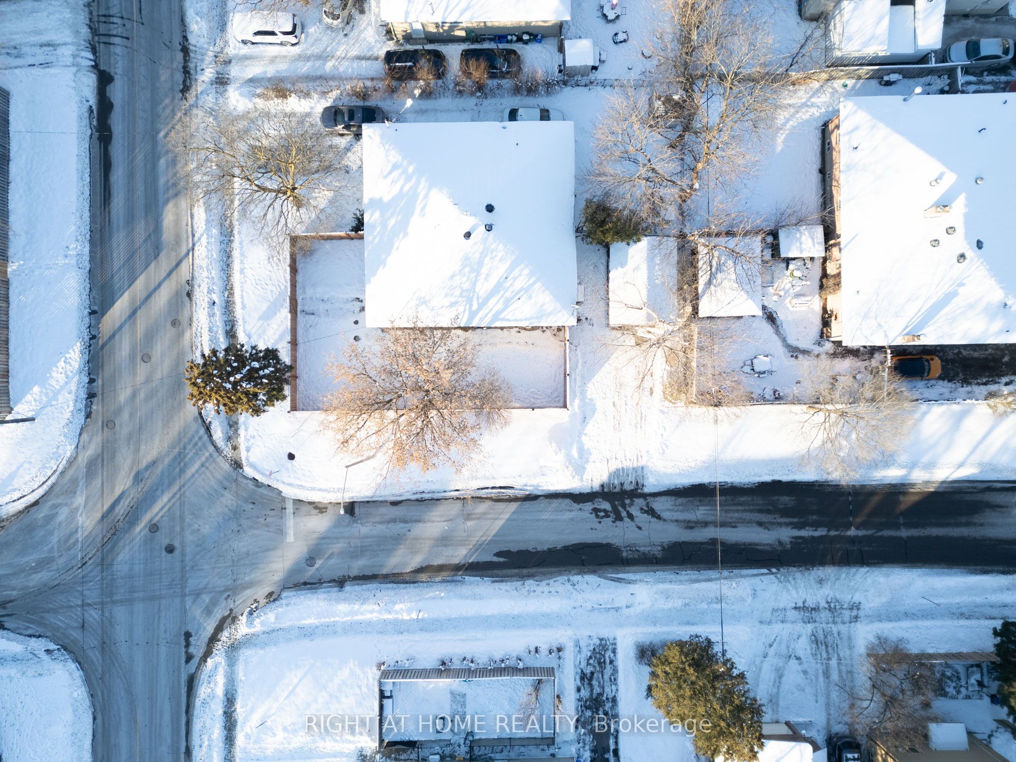 303 Blue Grass Boulevard