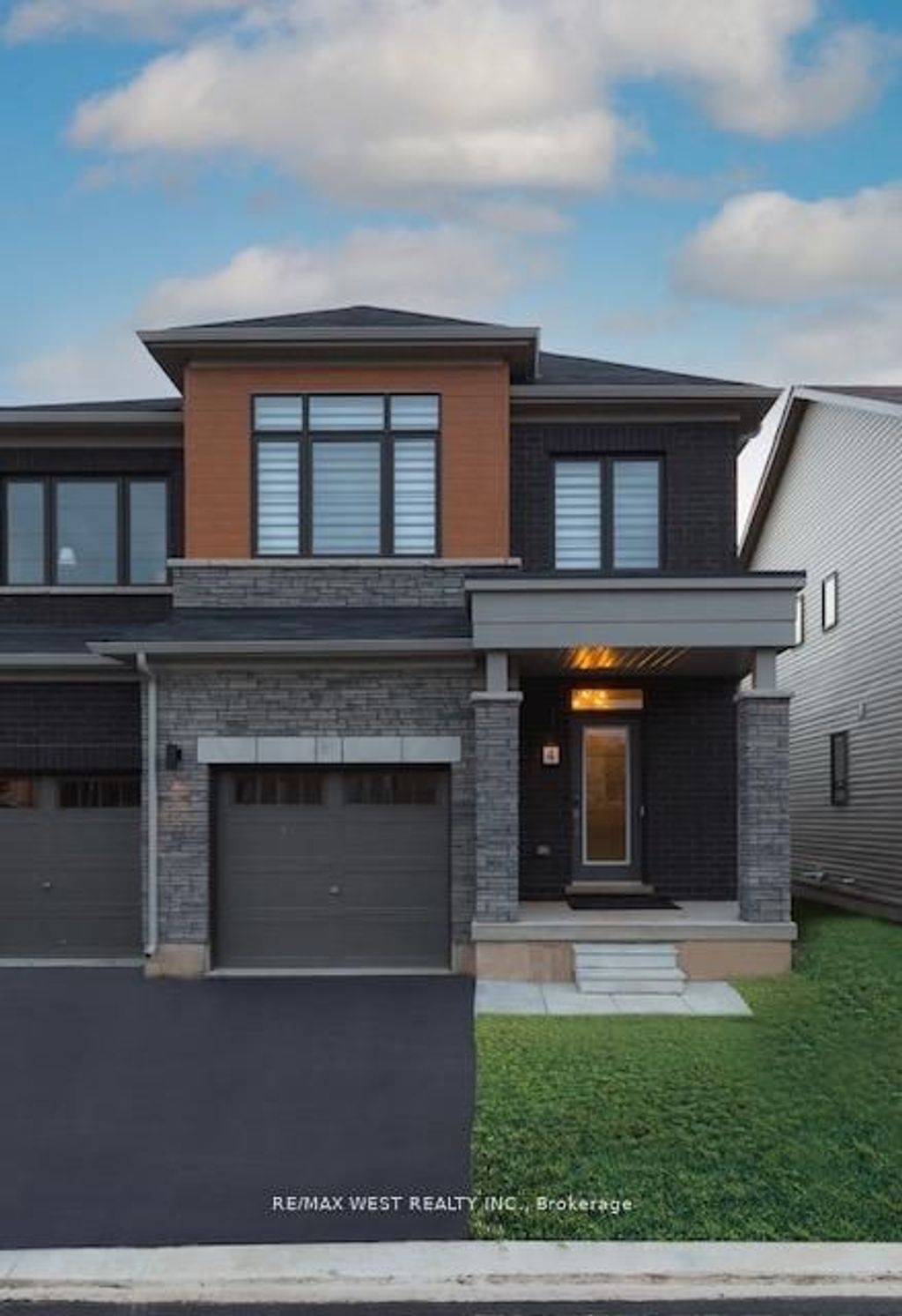 Photo of 7789 Kalar Road N #4, Niagara Falls, ON L2H 3T8 (MLS # X13092438)
