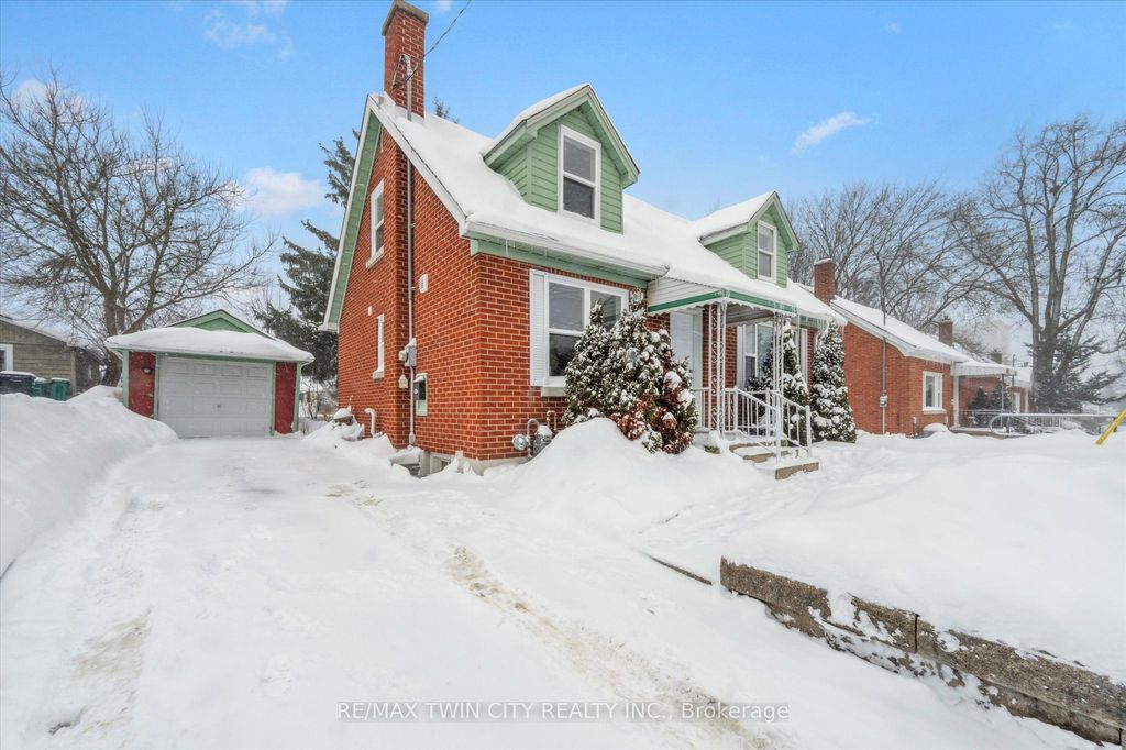 Photo of 56 Columbia Street W, Waterloo, ON N2L 3K5 (MLS # X12731100)