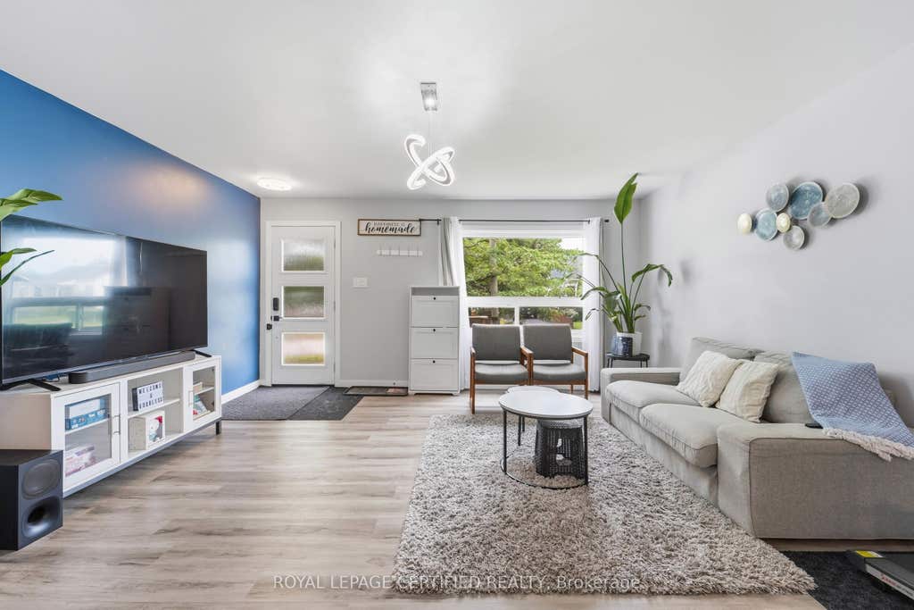 Photo of 18 Coventry Street, St. Catharines, ON L2R 6X7 (MLS # X13579886)