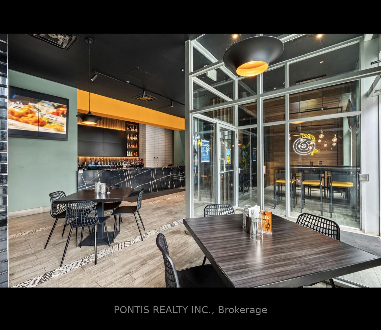 410 BATHURST Street B5