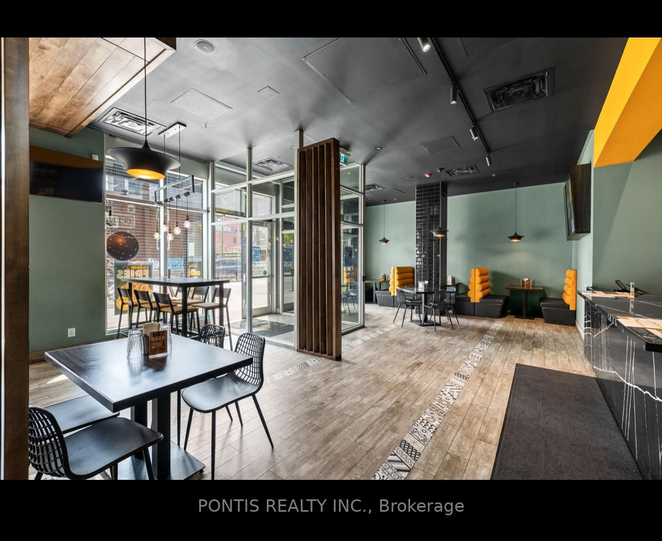 410 BATHURST Street B5