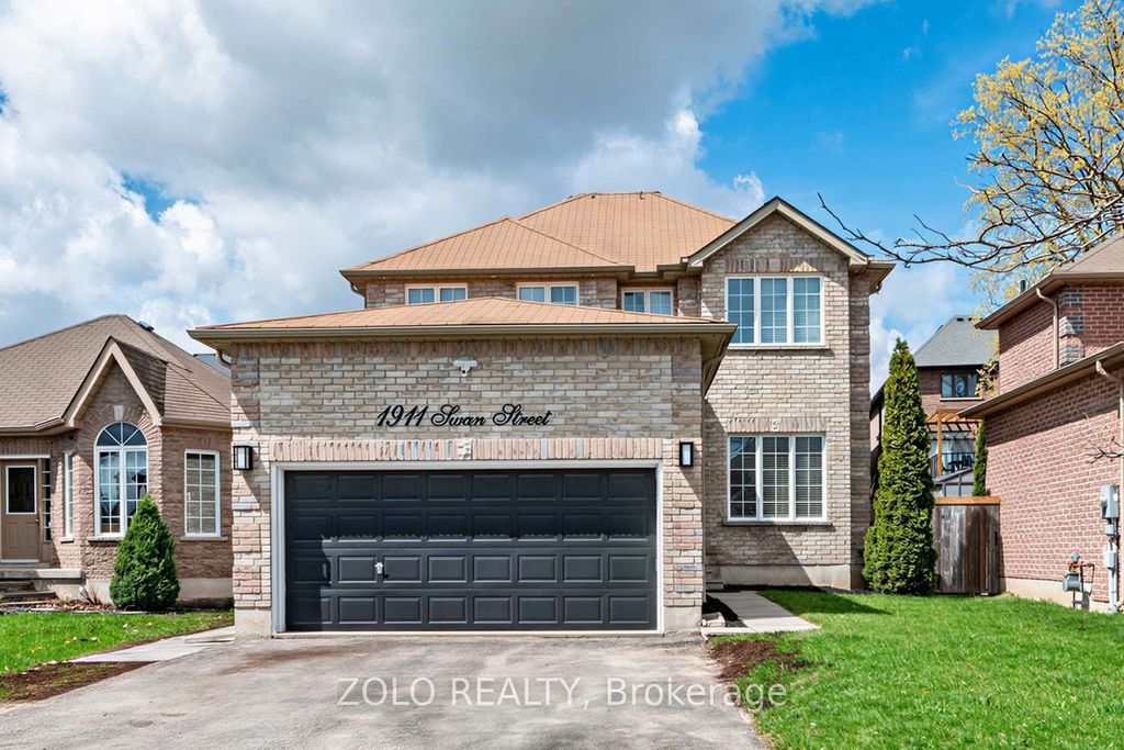 Photo of 1911 Swan Street, Innisfil, ON L9S 0B3 (MLS # N13076012)