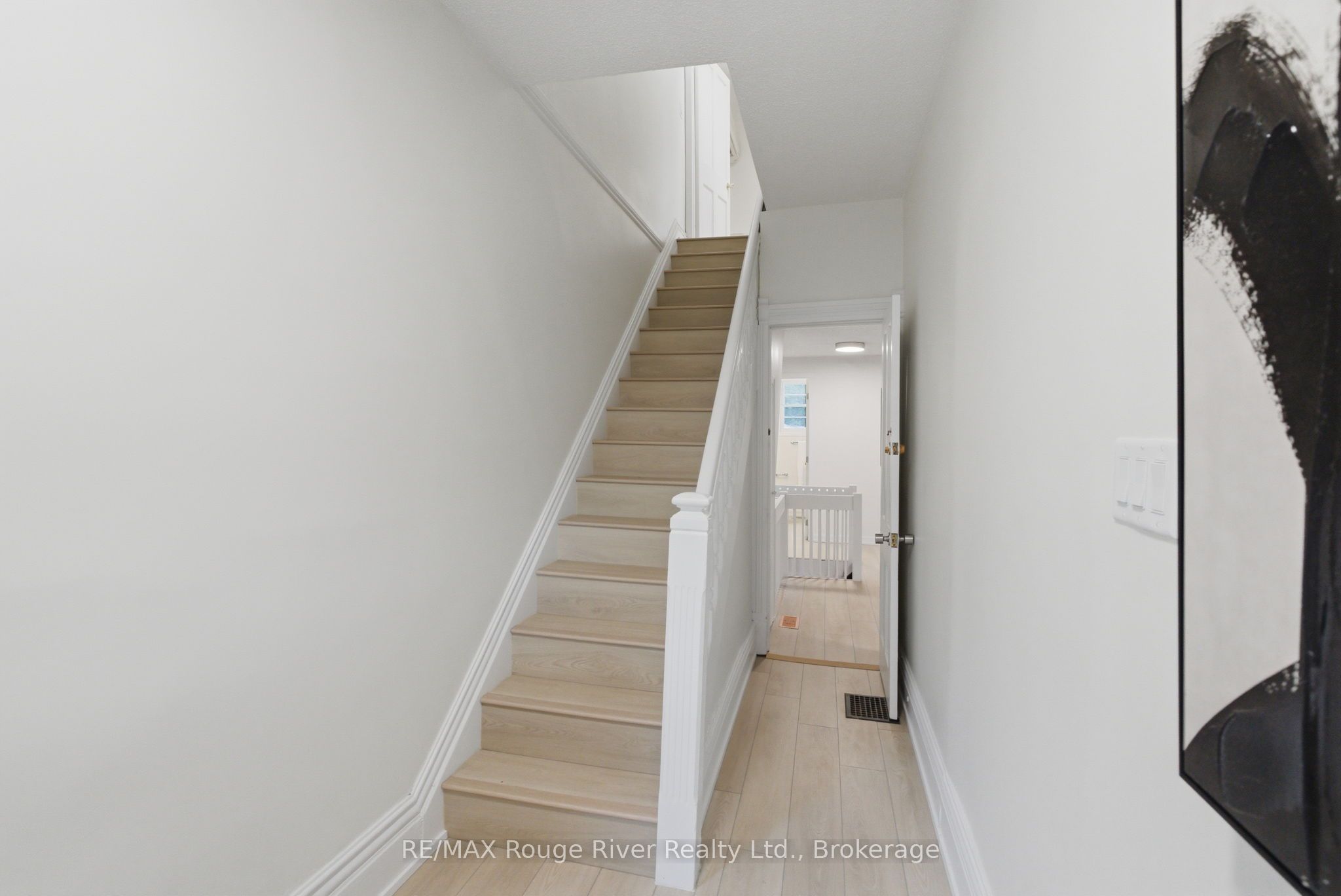 7 Heyworth Crescent