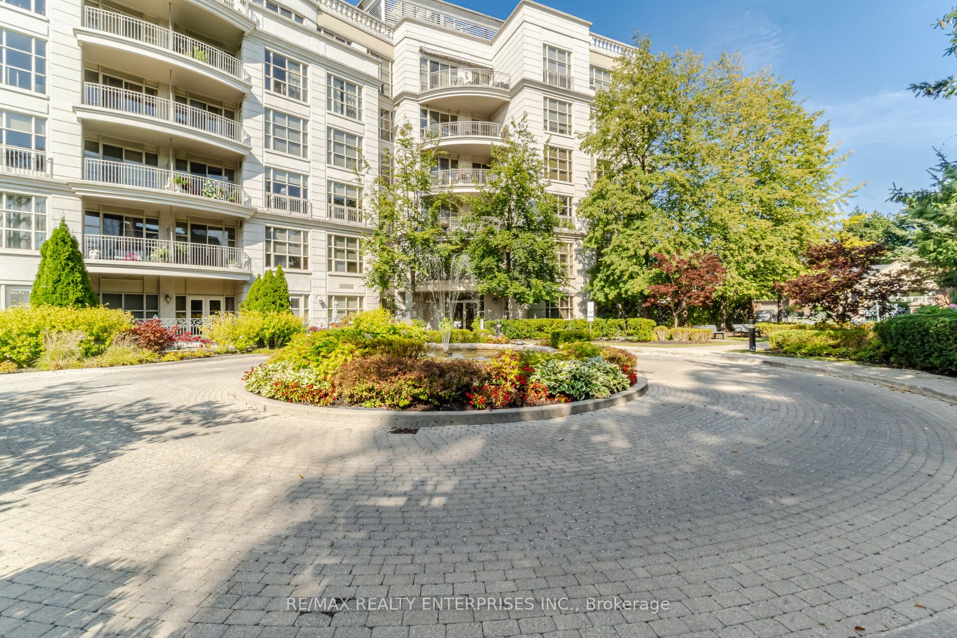 3085 Bloor Street W PH07