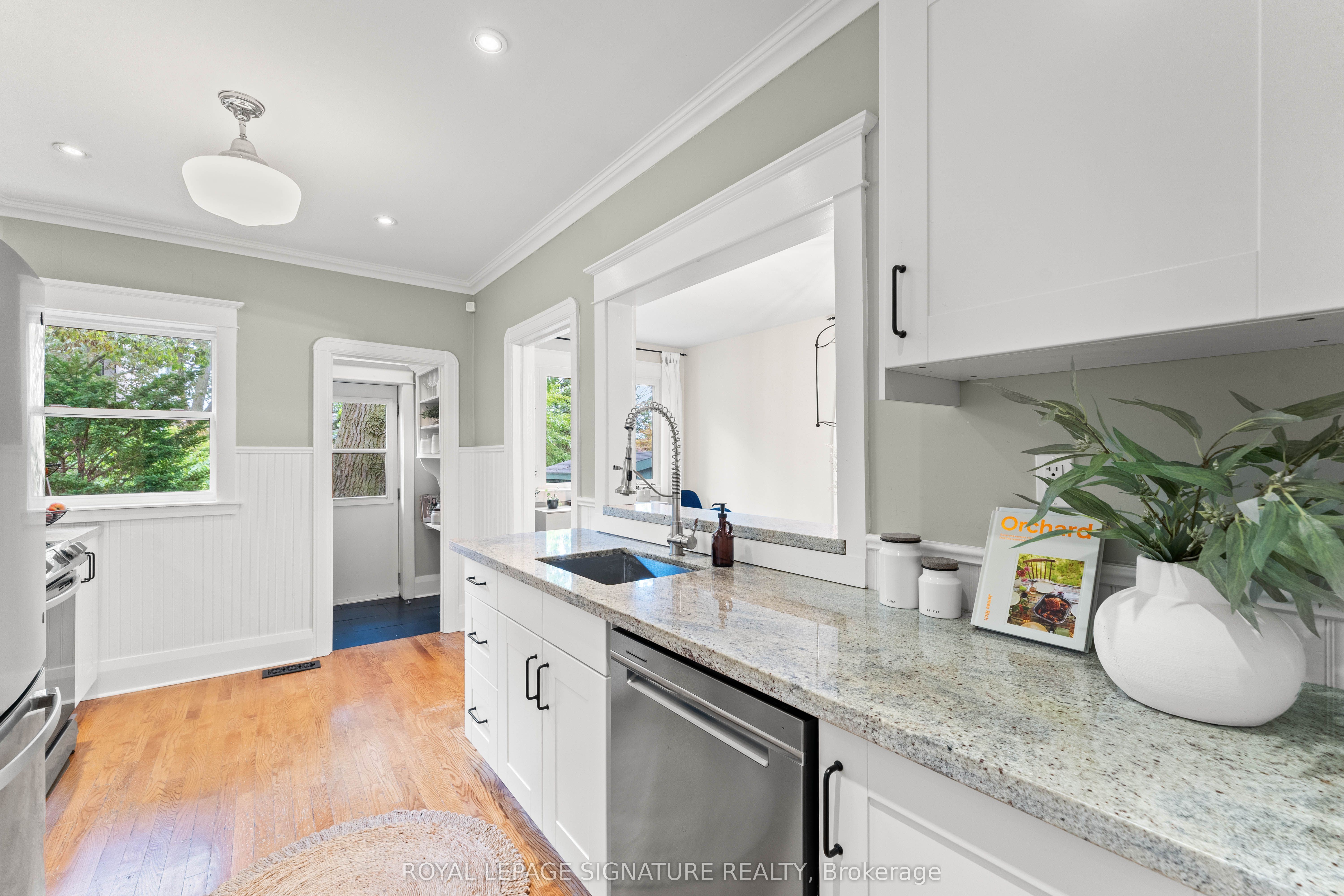 359 Wolverleigh Boulevard