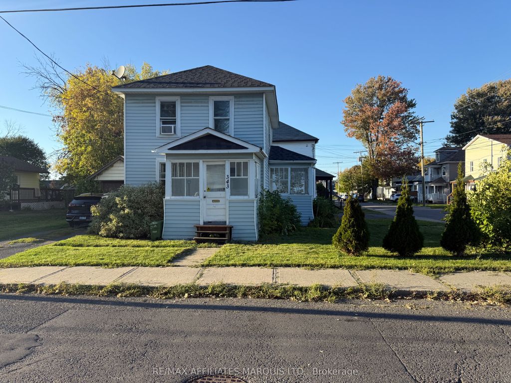 Photo of 343 Sixth Street E, Cornwall, ON K6H 2P1 (MLS # X12448196)
