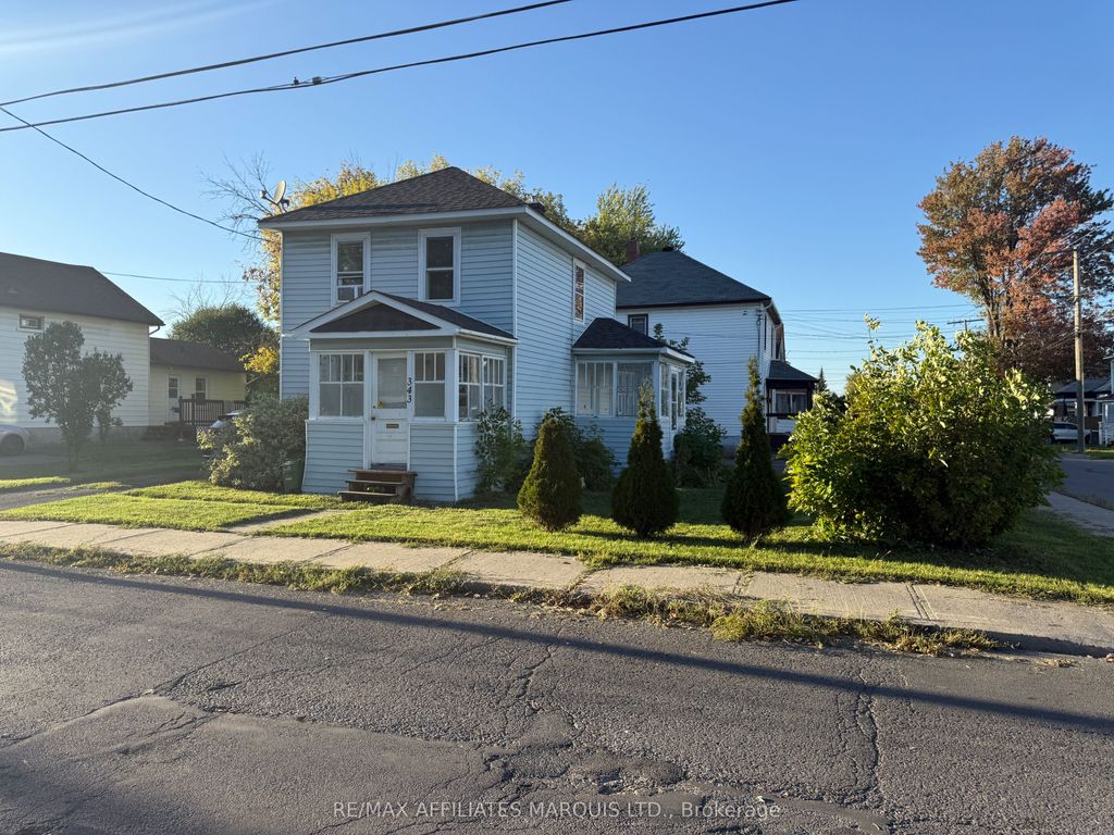 Photo of 343 Sixth Street E, Cornwall, ON K6H 2P1 (MLS # X12448196)