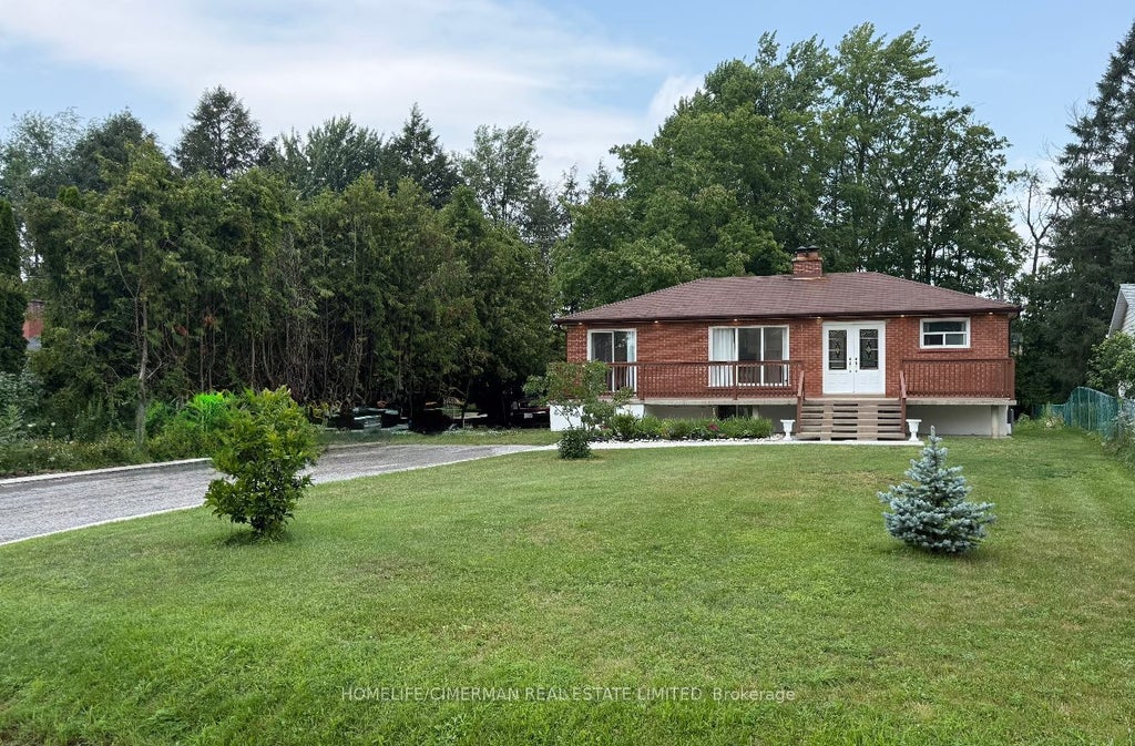Photo of 678 Trinity Street, Innisfil, ON L9S 2G7 (MLS # N13590864)