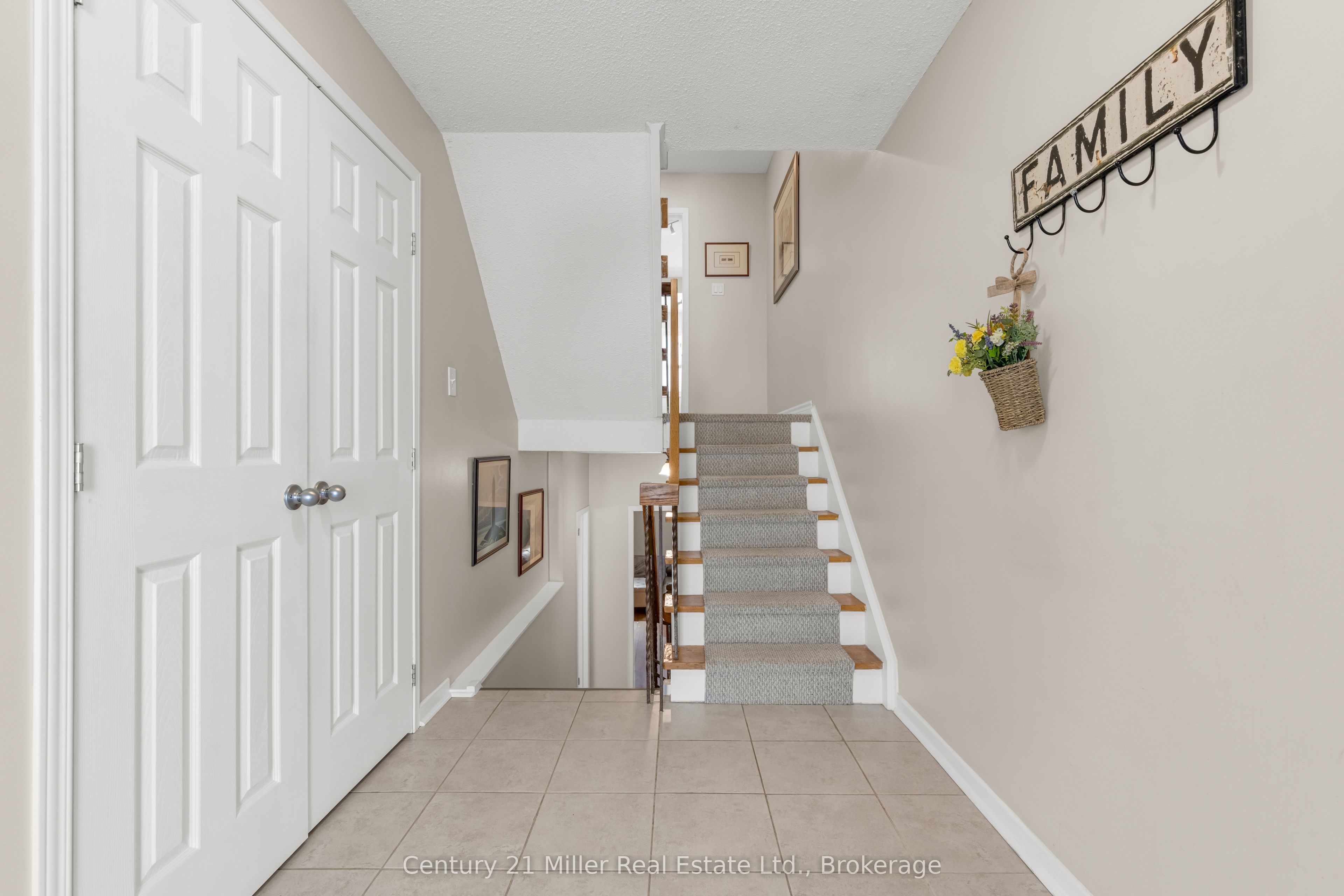 1310 Hampton Street 19
