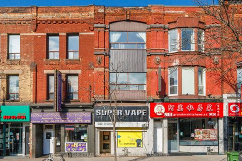 414 Spadina Avenue Toronto ON M5T 2G7