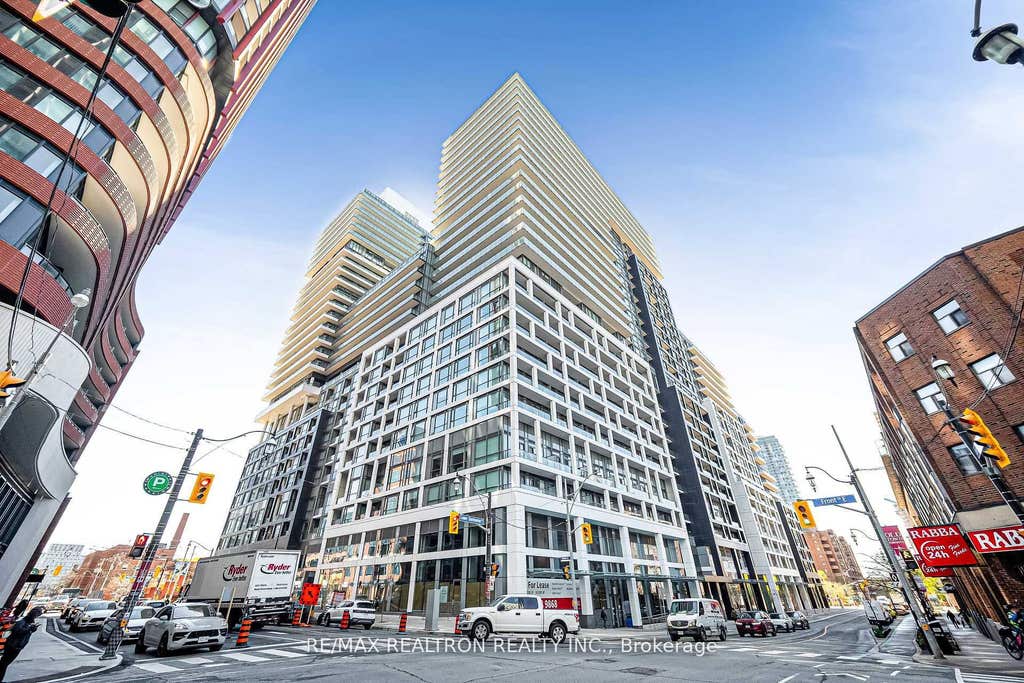 Photo of 135 Lower Sherbourne Street #1439, Toronto, ON M5A 1Y4 (MLS # C13251968)