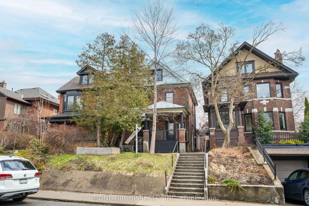 Photo of 177 Glendale Avenue, Toronto, ON M6R 2T4 (MLS # W12994526)