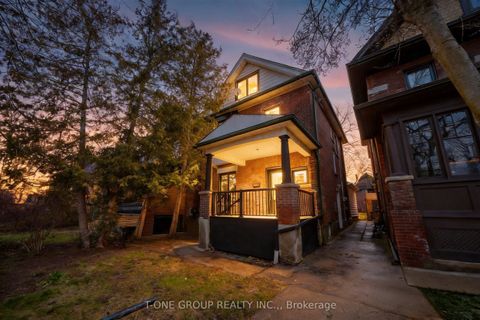 177 Glendale Avenue Toronto ON M6R 2T4