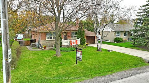 42 Rougecrest Drive Markham ON L3P 3B6