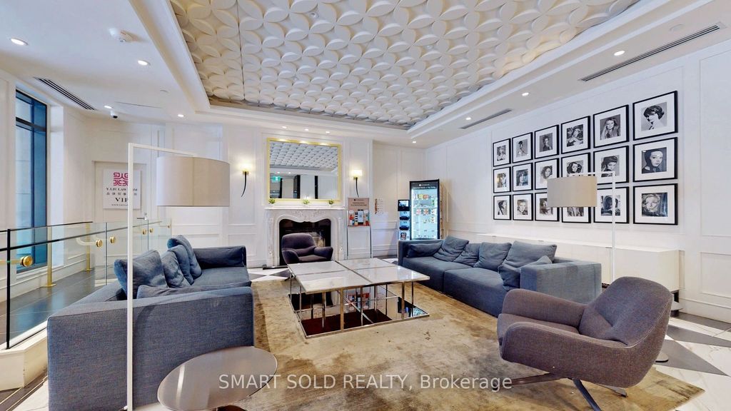 Photo of 955 Bay Street #819, Toronto, ON M5S 0C6 (MLS # C12847176)