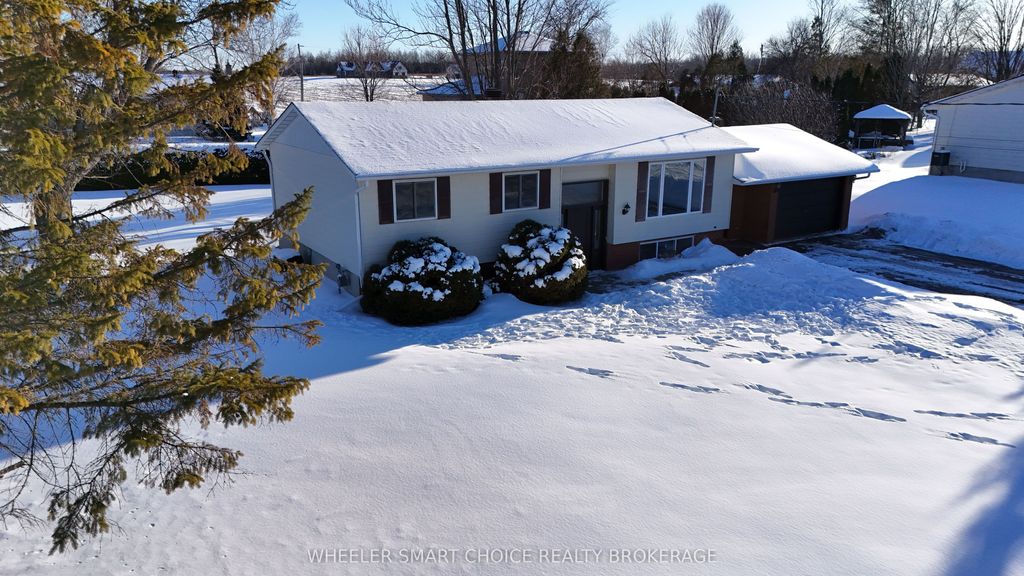 Photo of 17438 County Rd 18 Road E, South Stormont, ON K0C 2A0 (MLS # X12754354)