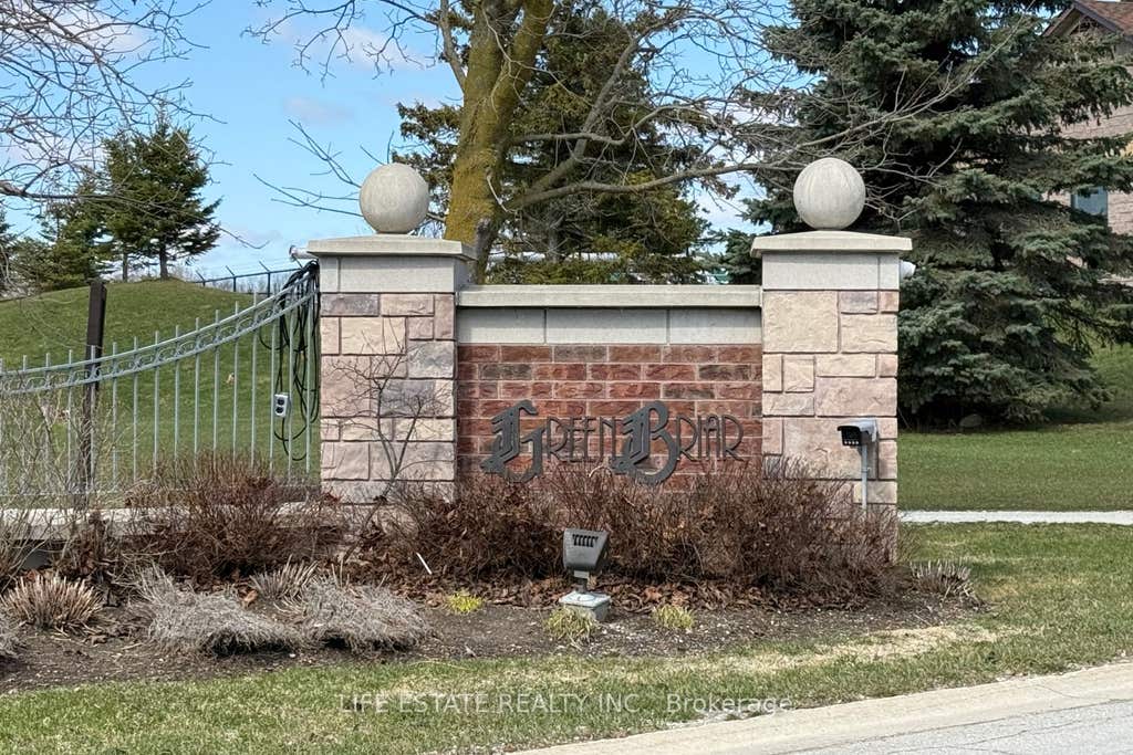 Photo of 178 Green Briar Road #1, New Tecumseth, ON L9R 1X9 (MLS # N12993518)