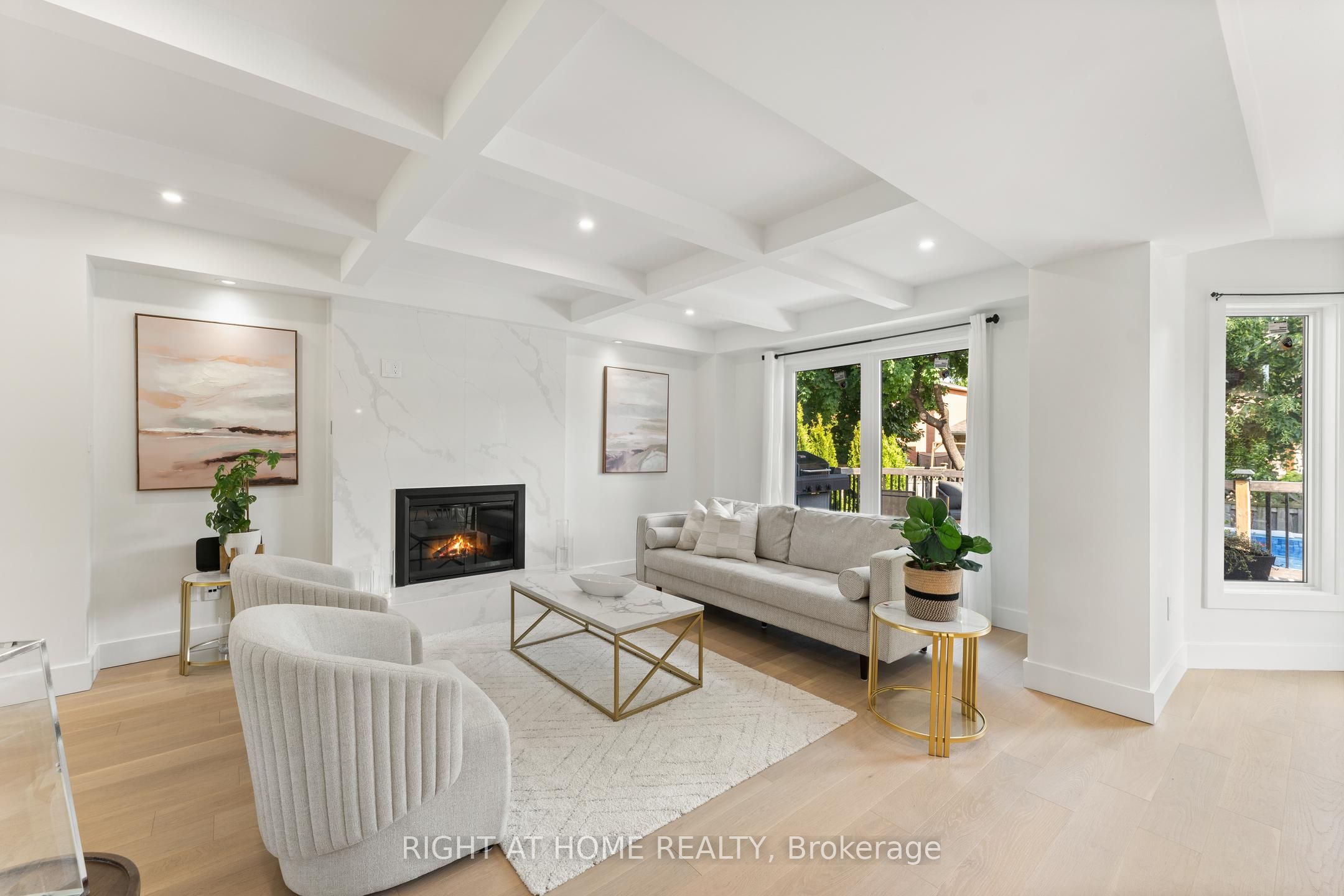 1186 Glenashton Drive Room G