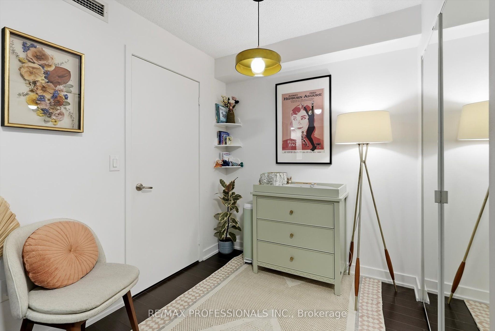 38 Dan Leckie Way 1605