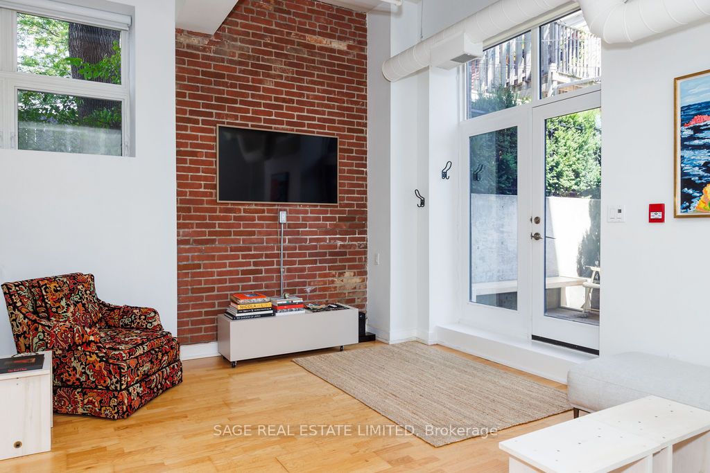 152 Annette Street 103