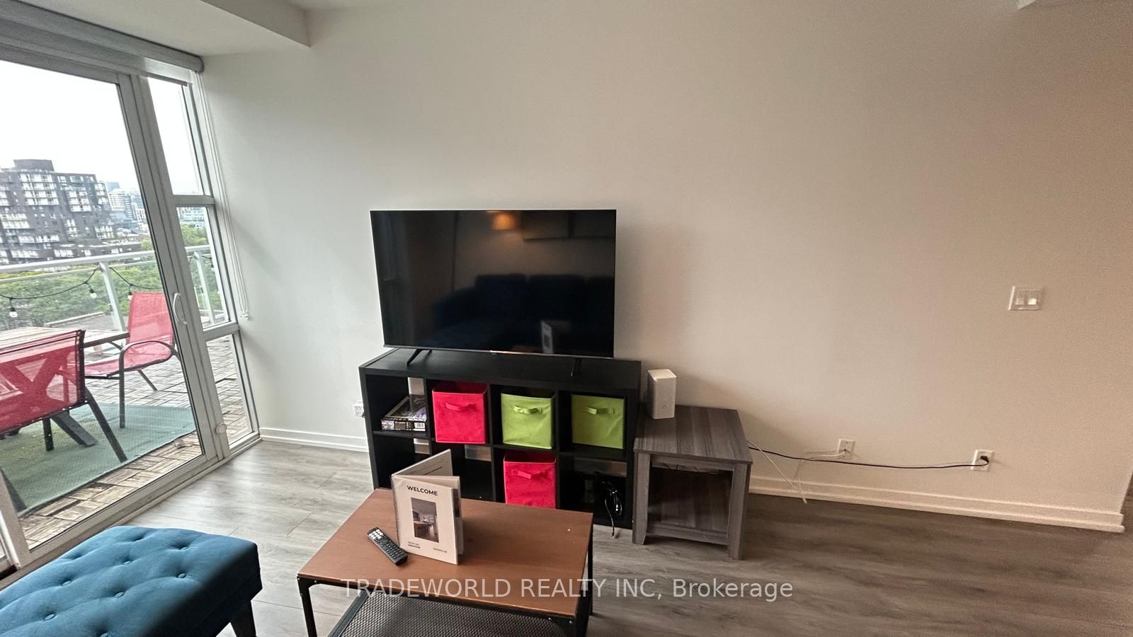 10 Willison Square Ph7