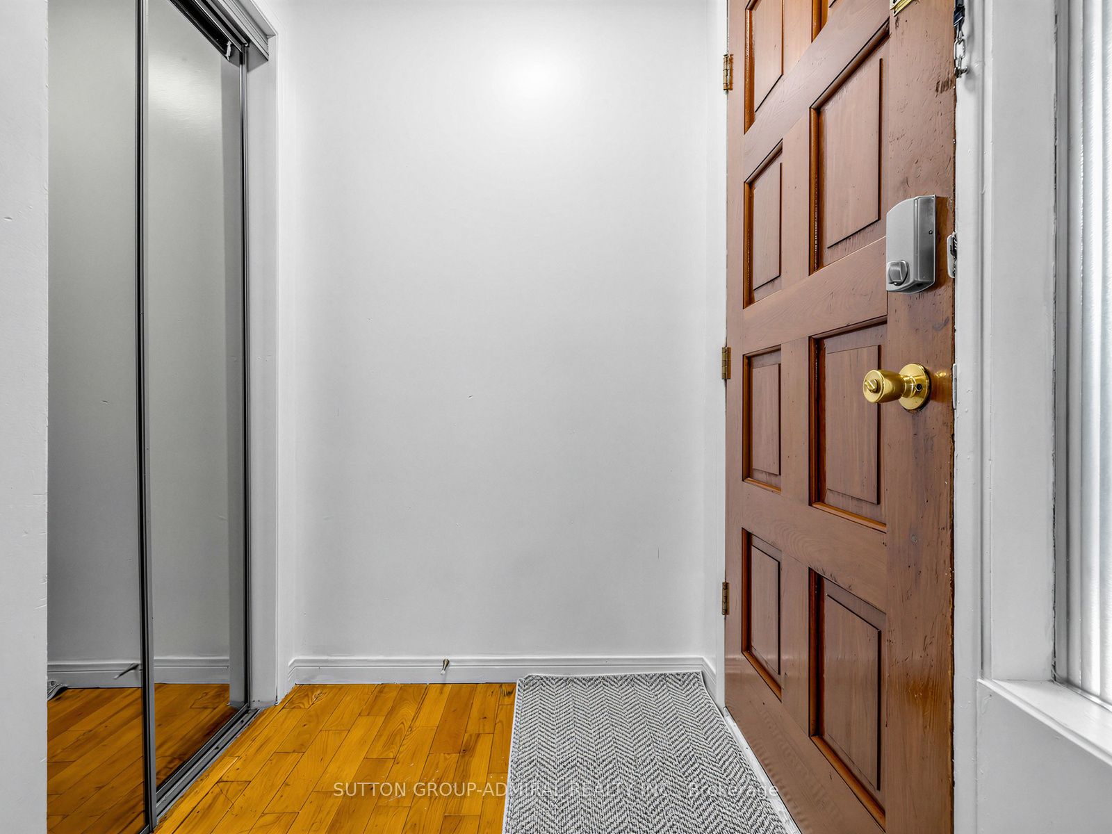 56 Oakmount Crescent