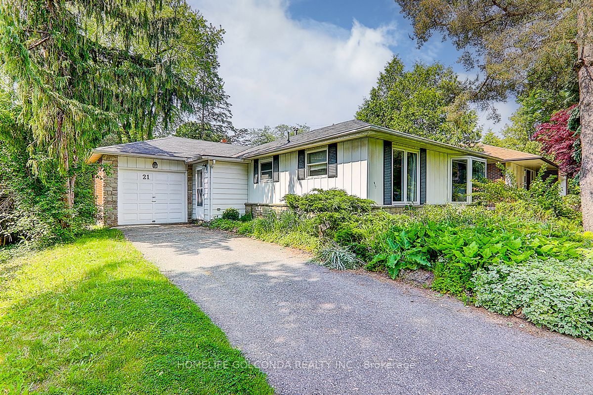 21 Southdale Drive S