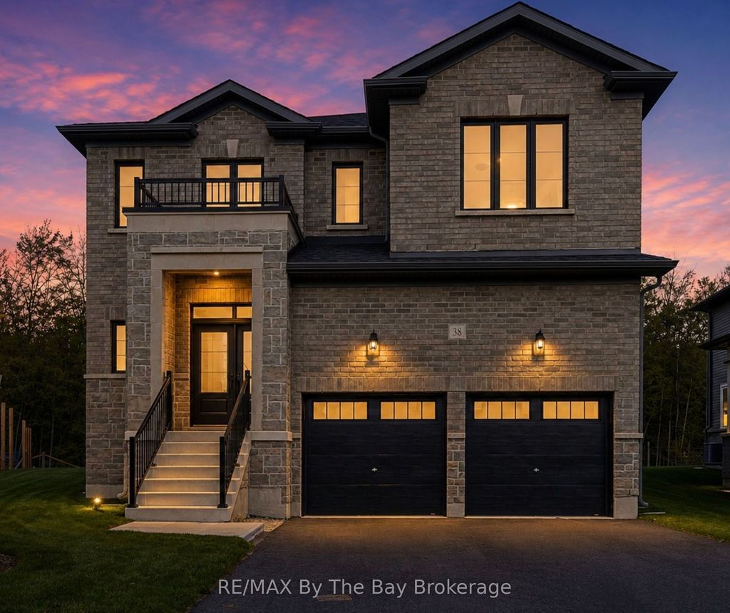 Photo of 38 Amber Drive, Wasaga Beach, ON L9Z 0R8 (MLS # S13249182)