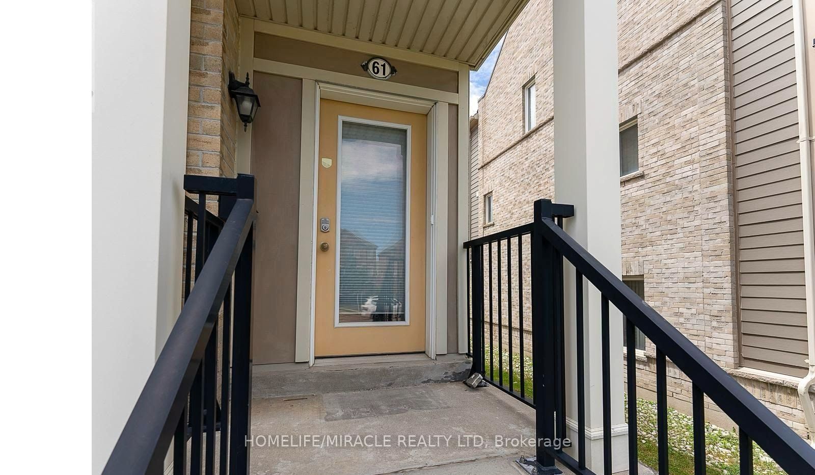 60 Fairwood Circle 61