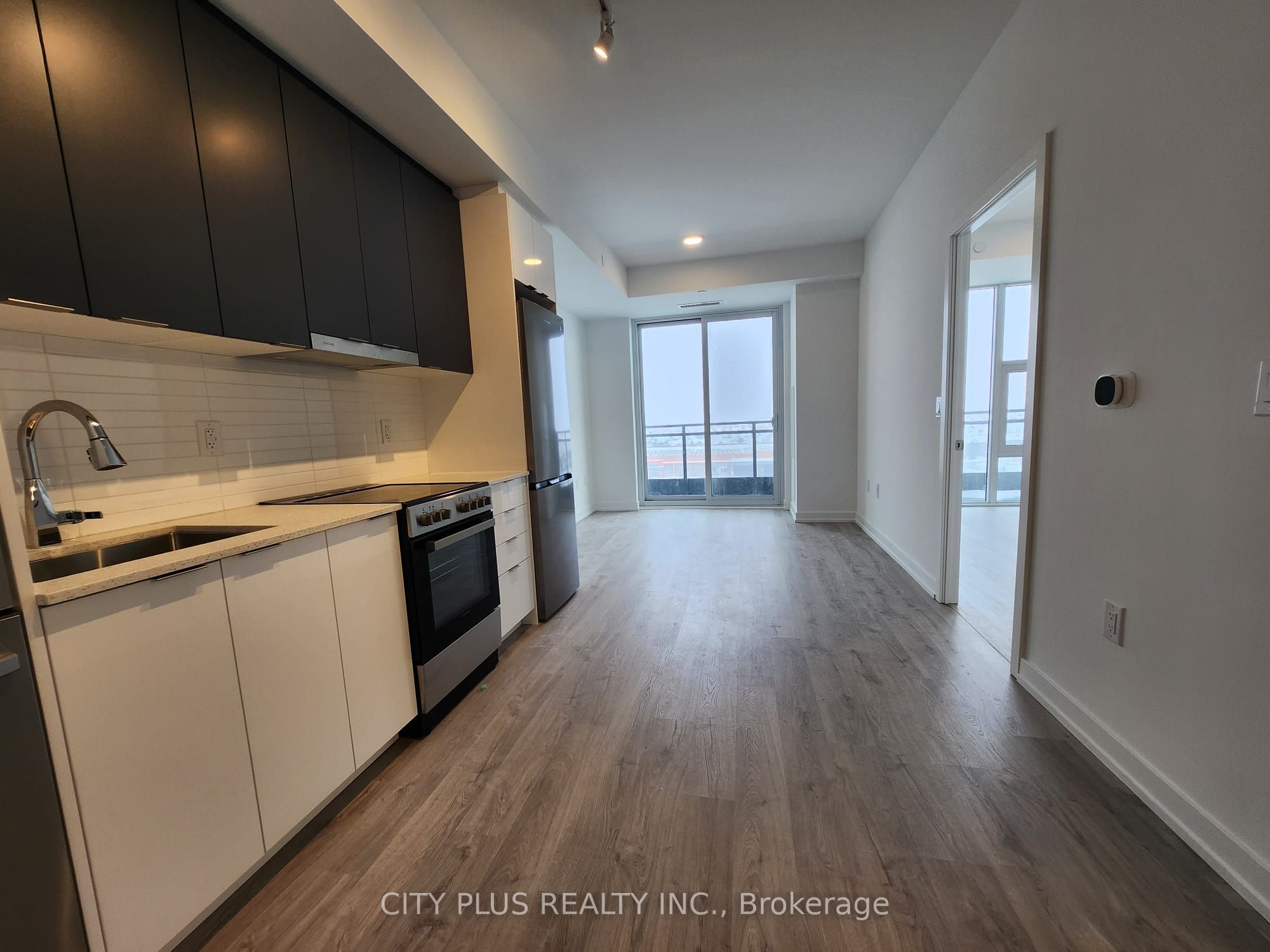 9763 Markham Road 906A