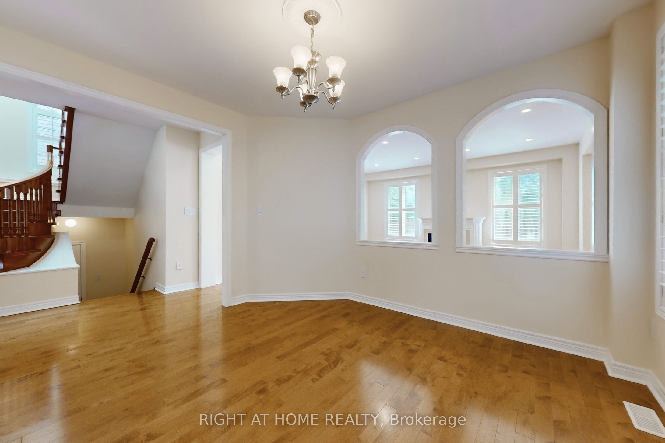 2472 North Ridge Trail S