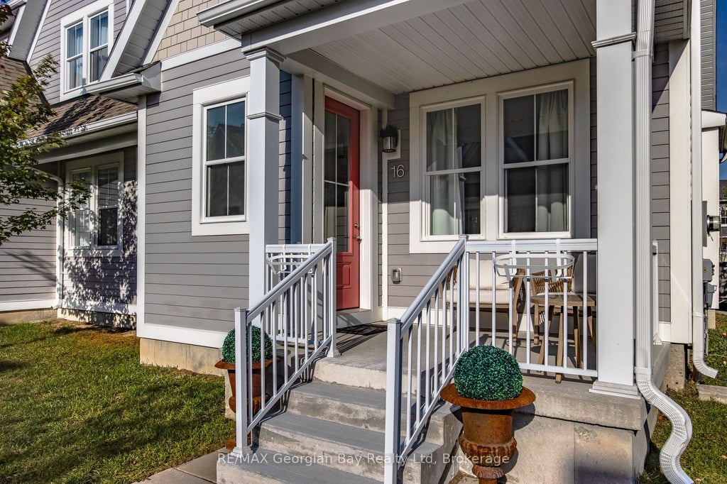 Photo of 16 Danielle Crescent, Midland, ON L4R 0H3 (MLS # S13881262)